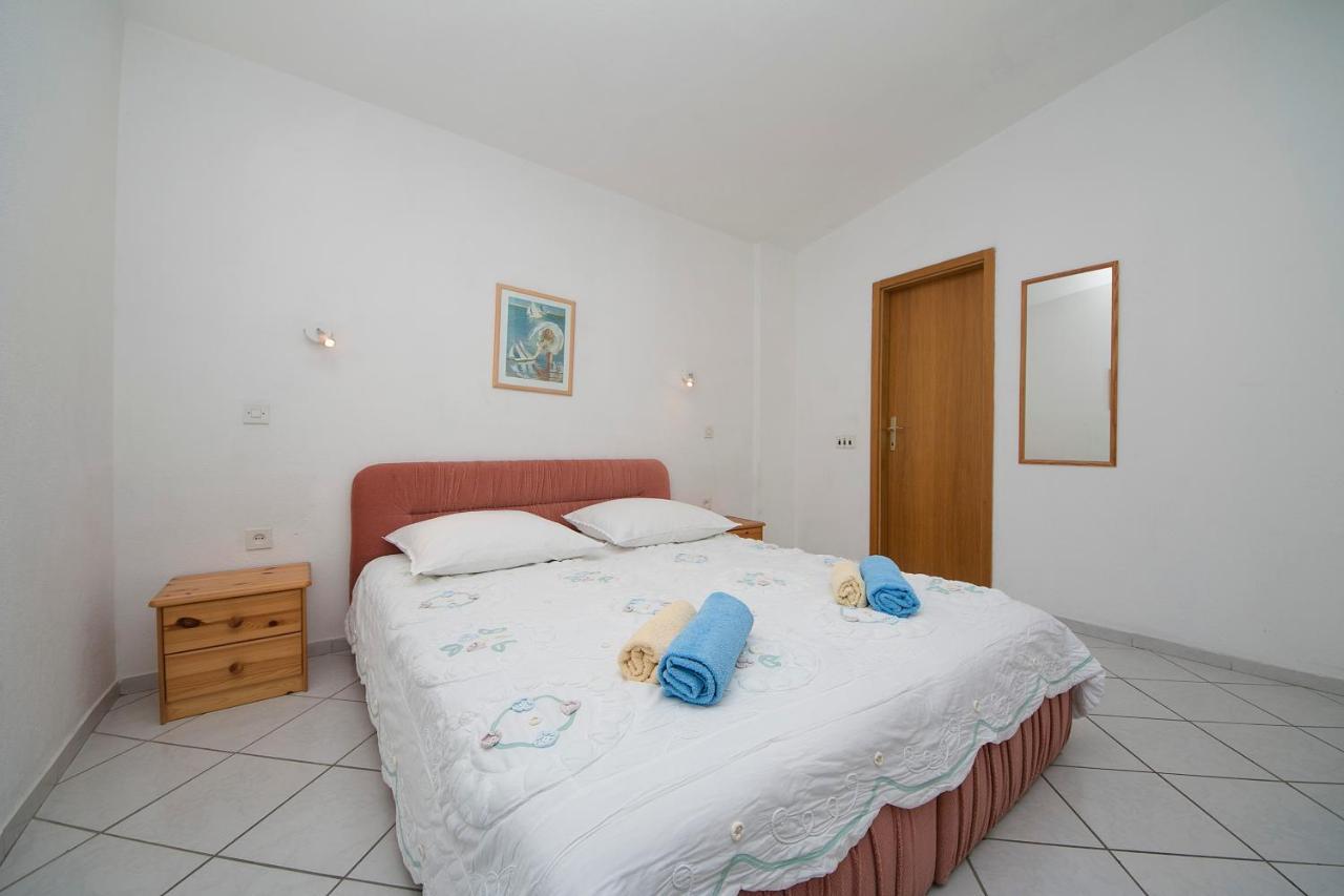 Apartamento House Ursic Brela Exterior foto