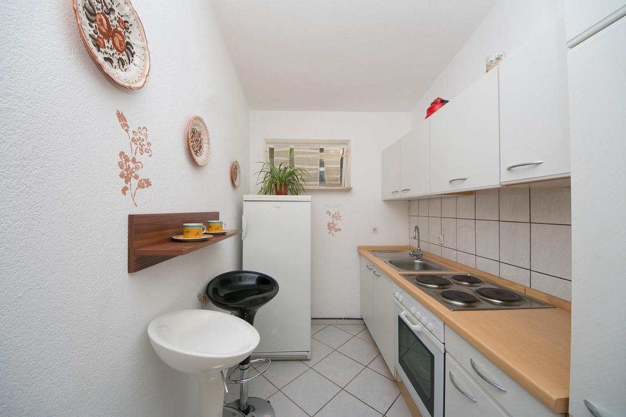 Apartamento House Ursic Brela Exterior foto